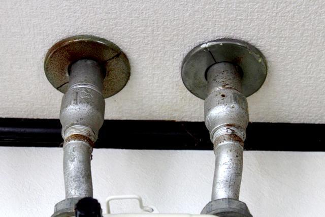 洗面台の修理事例｜排水・下の配管が詰まる